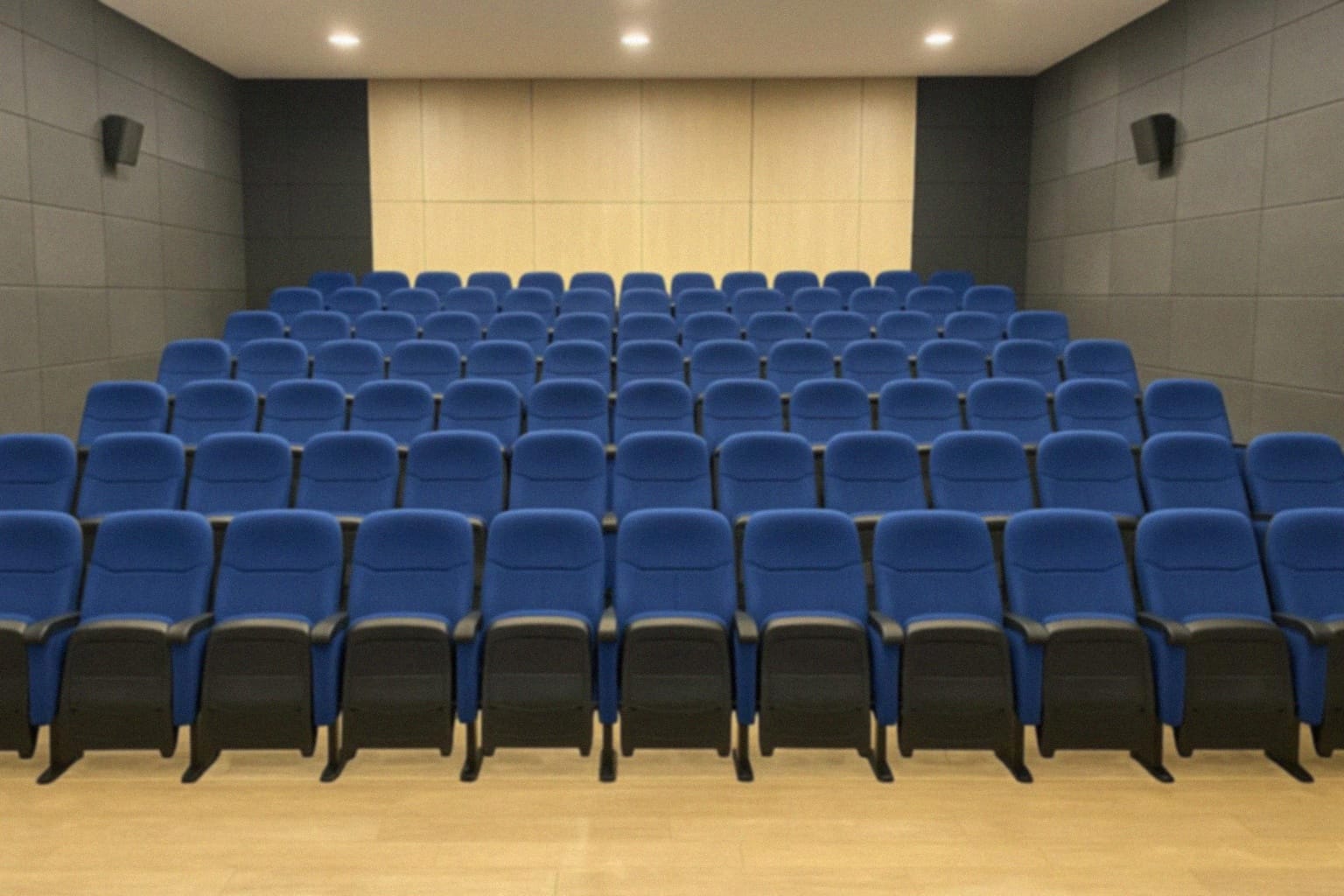 Wernisaż Dariusza Milińskiego w Kostrzynie nad Odrą